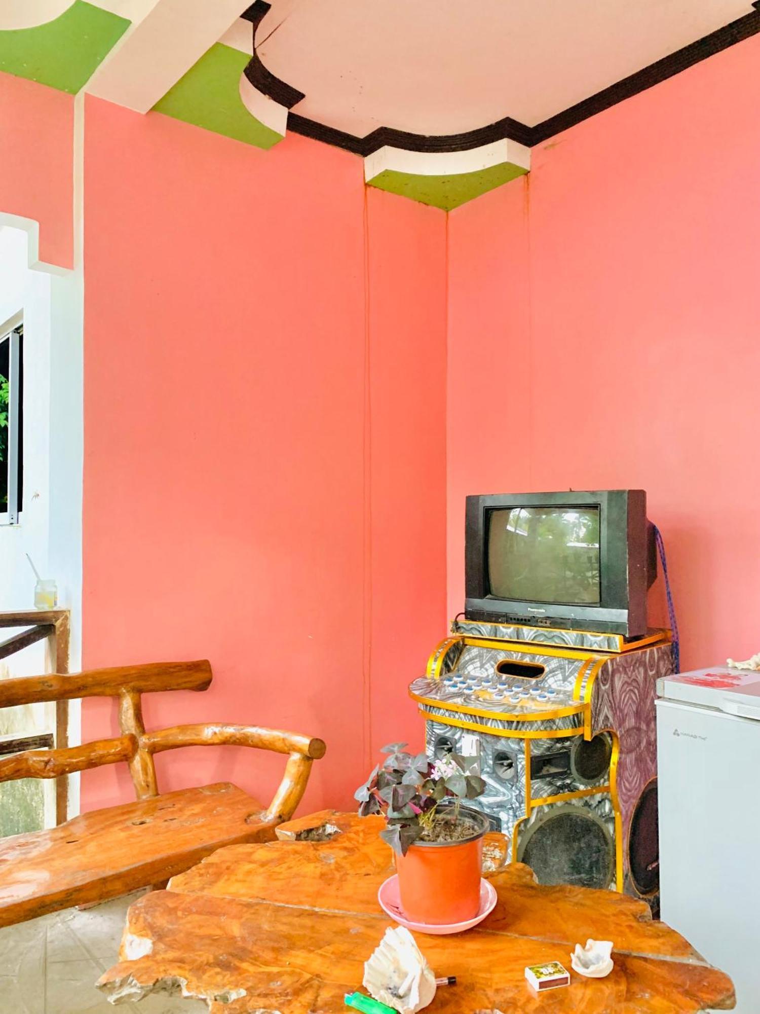 Santa Monica  Masayay Homestay Starlink And Generator מראה חיצוני תמונה
