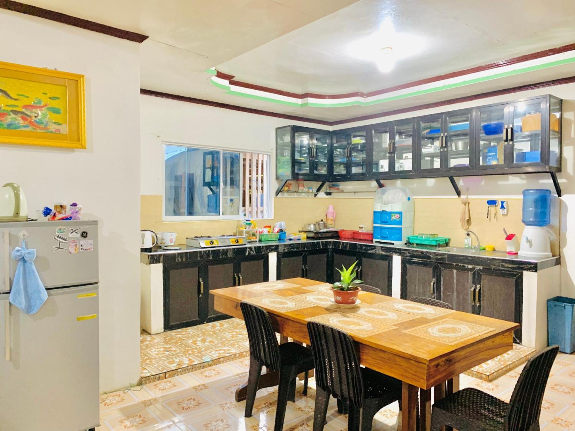 Santa Monica  Masayay Homestay Starlink And Generator מראה חיצוני תמונה